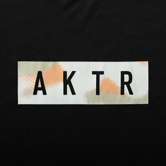 AN^[ AKTR SCRIBBLE BOX LOGO SPORTS TEE oXPbg{[ YEFA 124-018005-bk