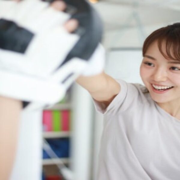 あの！女優やタレントも夢中！キックボクシングの効果とは？