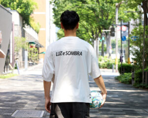 サッカー歴25年のスポーツショップ店員に聞く！僕がルースイソンブラを着続ける理由